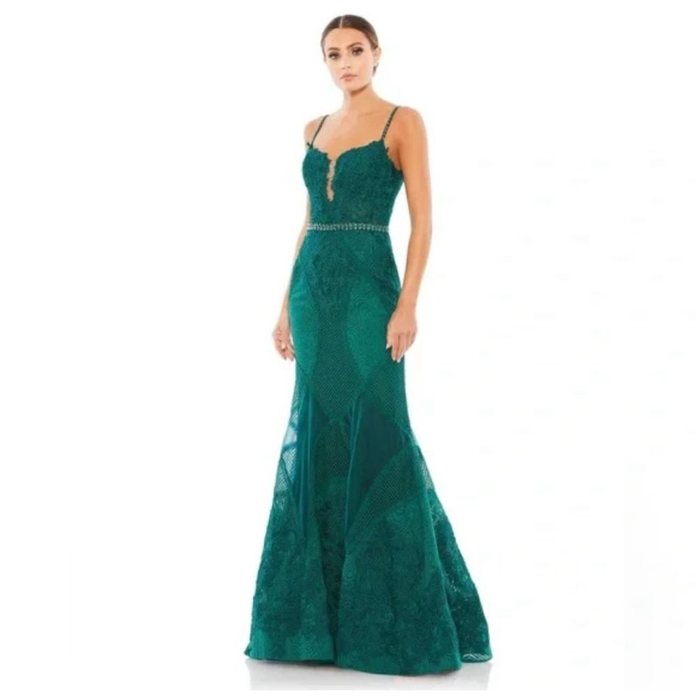 Mac Duggal Embroidered Sleeveless Plunge Neck Trumpet Gown